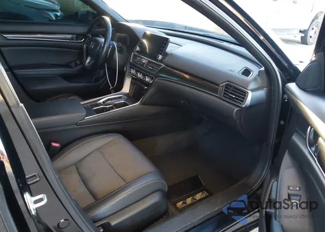 2021 Honda Accord Sport 2.0T z USA, uszkodzony, nr VIN 1HGCV2F37MA011171